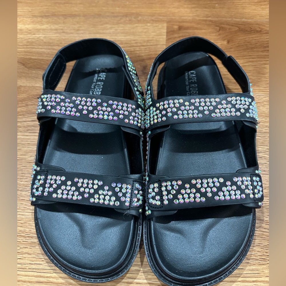 Brand New Cape Robbin Sandals Size 8